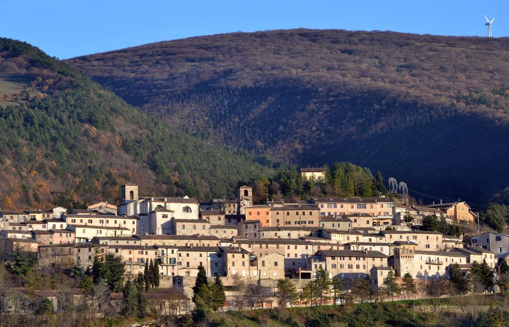 Appartamento Il Grillo Fossato di Vico Zewnętrze zdjęcie